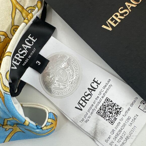 VERSACE Women's Eggshell Multicolor Baroque Print Bikini Top Size 3 Medium - Picture 3 of 14